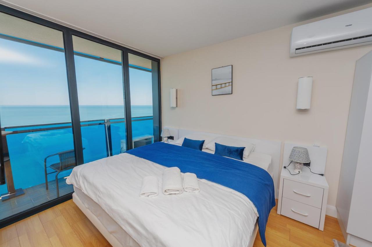 Orbi City Center Suite Batumi Luaran gambar
