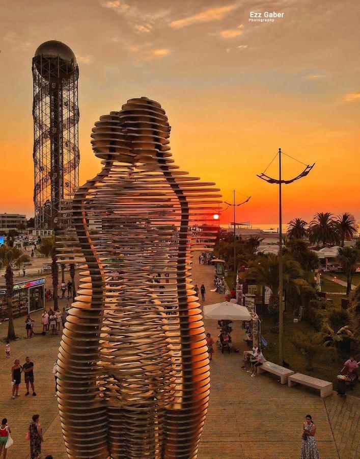 Orbi City Center Suite Batumi Luaran gambar